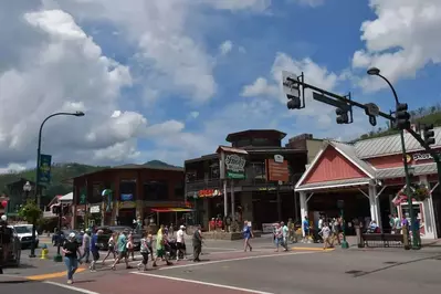 downtown Gatlinburg strip 