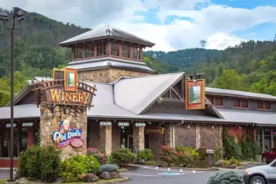 sugarlands cellar winery in gatlinburg