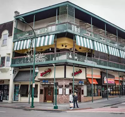 Blaines Bar & Grill