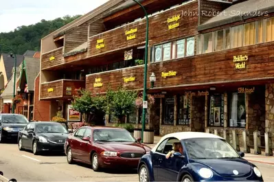 the mountain mall, a premier downtown Gatlinburg shopping experience