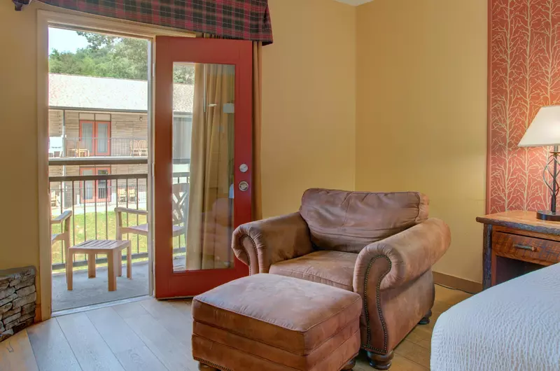 Old Creek Lodge 211--6