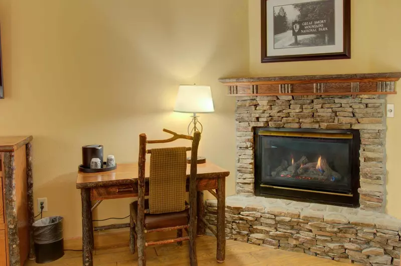Old Creek Lodge 311--5