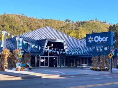 Ober Mountain fall decor 1