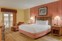Old Creek Lodge room