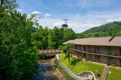 Old Creek Lodge exterior