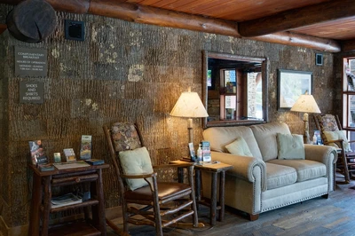 Old Creek Lodge lobby