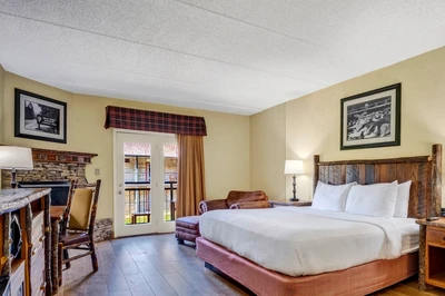 Spa King Suite Old Creek Lodge